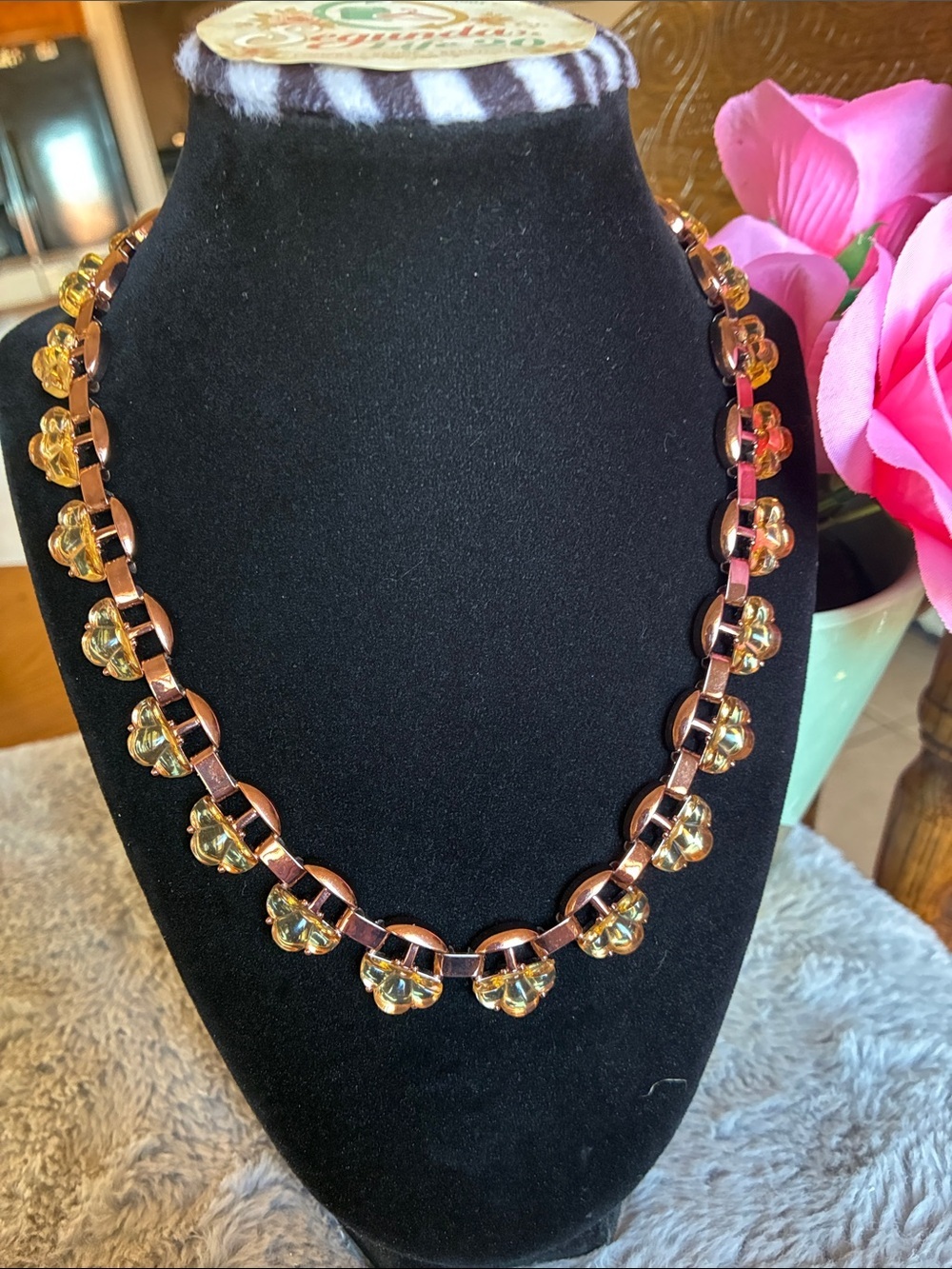 Stella & Dot Gold-Tone Floral Link Necklace with Amber Beads
